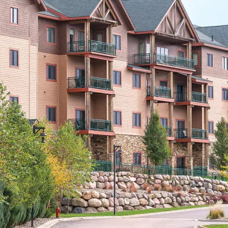 Club Wyndham Glacier Canyon - Image 1